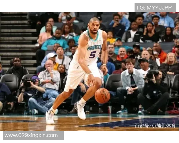 拉文三节手感冰冷仅11投4中仍拿下15分4板6助展现全能表现